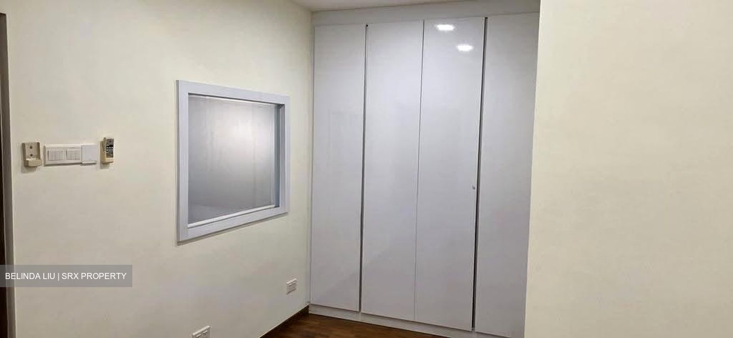 Lakepoint Condominium (D22), Condominium #617727111